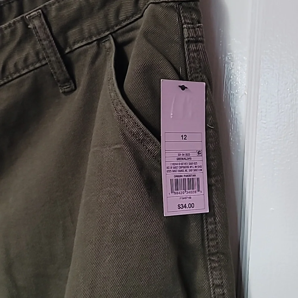 Wild Fable Mid Rise Cargo - Picture 5 of 13